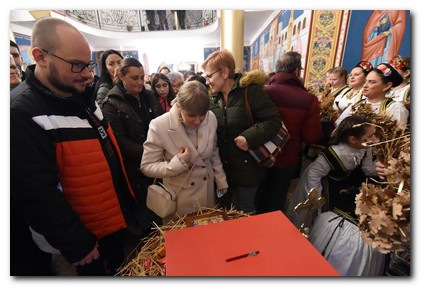 U duhu tradicije i zajedništva u Beočinu obeleženo Badnje veče