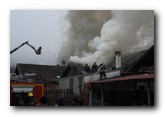 Opština Beočin preuzela sanaciju krovova stanova pogođenih požarom u kolonijama - Otvoren i namenski račun za pomoć ugroženima