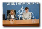Dečija nedelja u Opštini Beočin - prijem malog gradonačelnika i učenika VIII-2 odeljenja u Kabinetu predsednice opštine